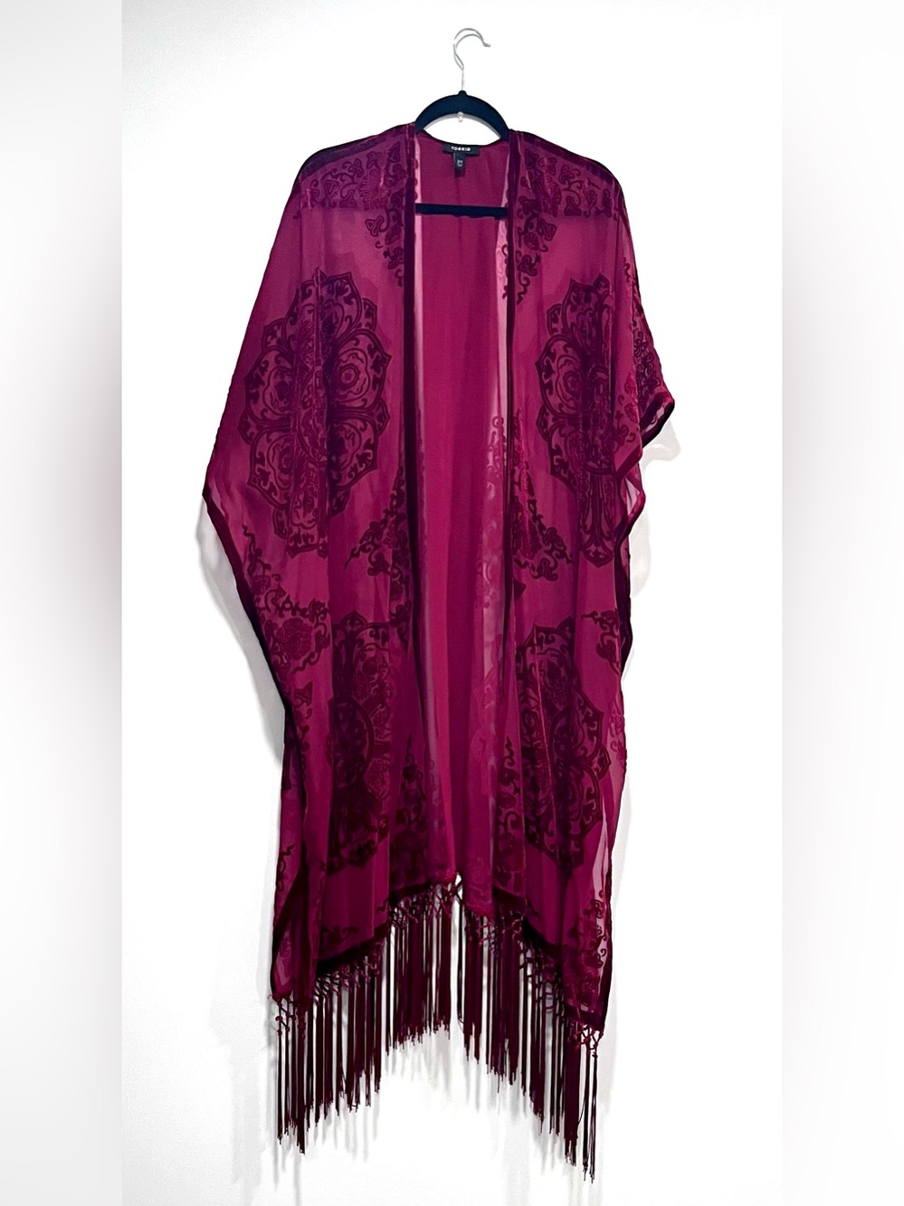 Torrid 3/4 deep magenta velvet burnout kimono duster - Picture 2 of 7